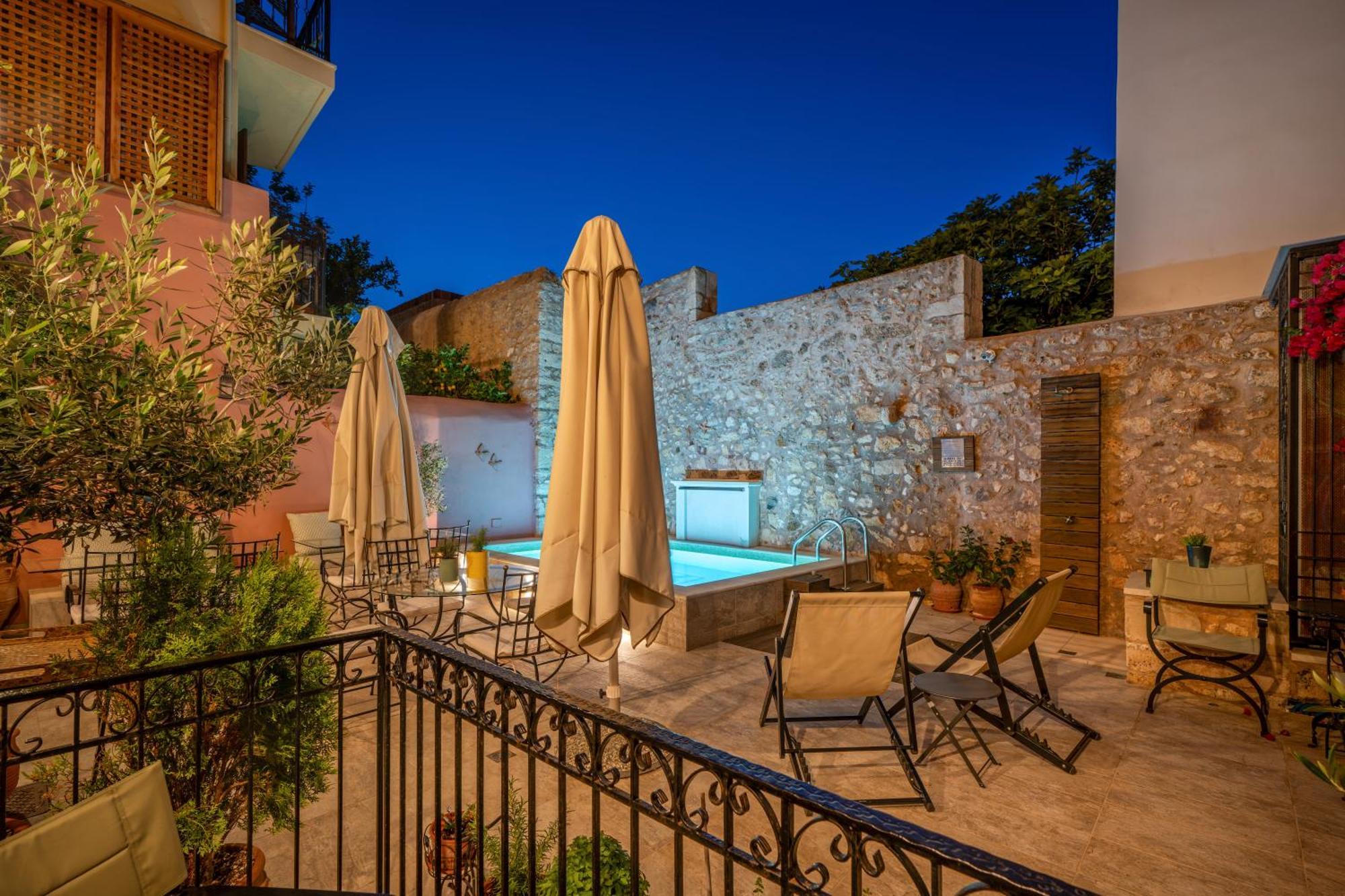 Phaedra Suites (Adults Only) Rétino Exterior foto